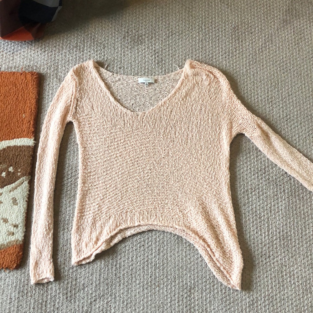 Asymmetric sweater from artizia